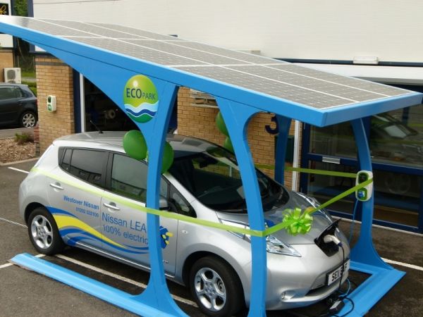 Nissan solar car #9