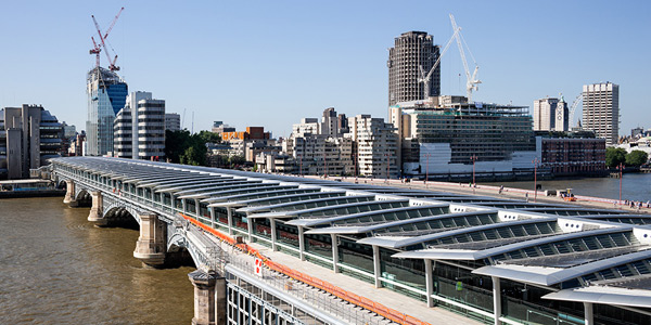 world’s largest solar-powered bridge