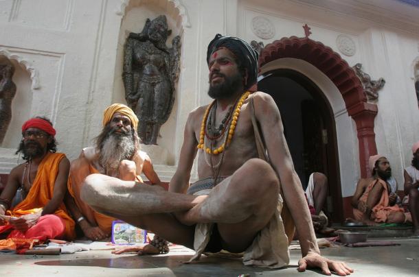 ndia's holy men practising yoga 6