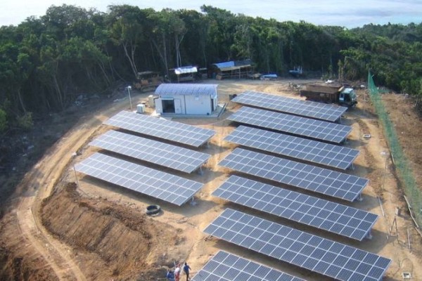 Solar-powered wifi in India