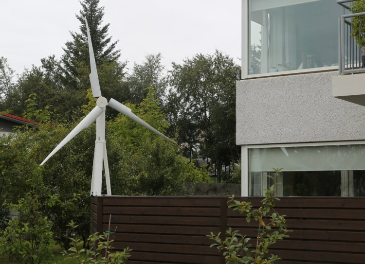 Trinity portable wind turbine 7