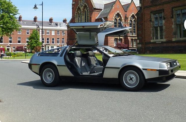 All electric Delorean car 2