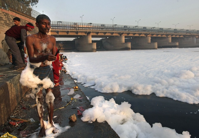 Foam In Yamuna River