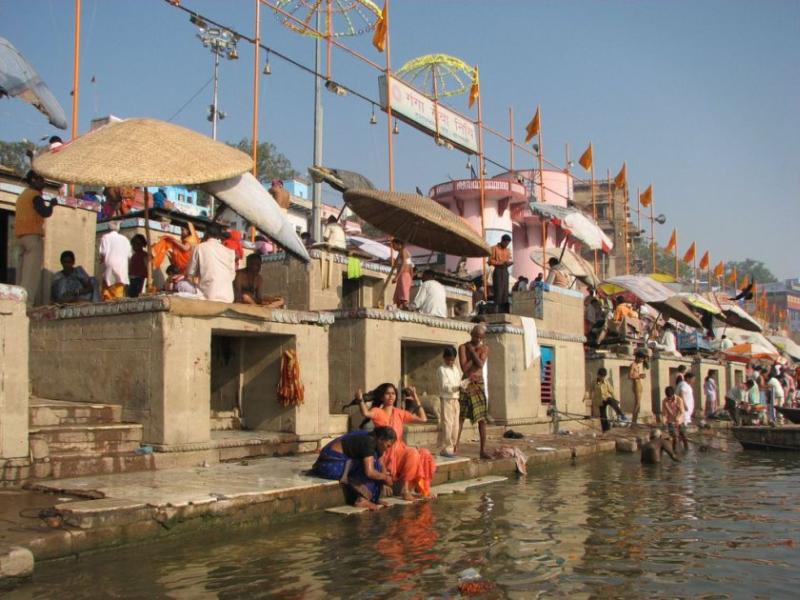 ganges girl bathing