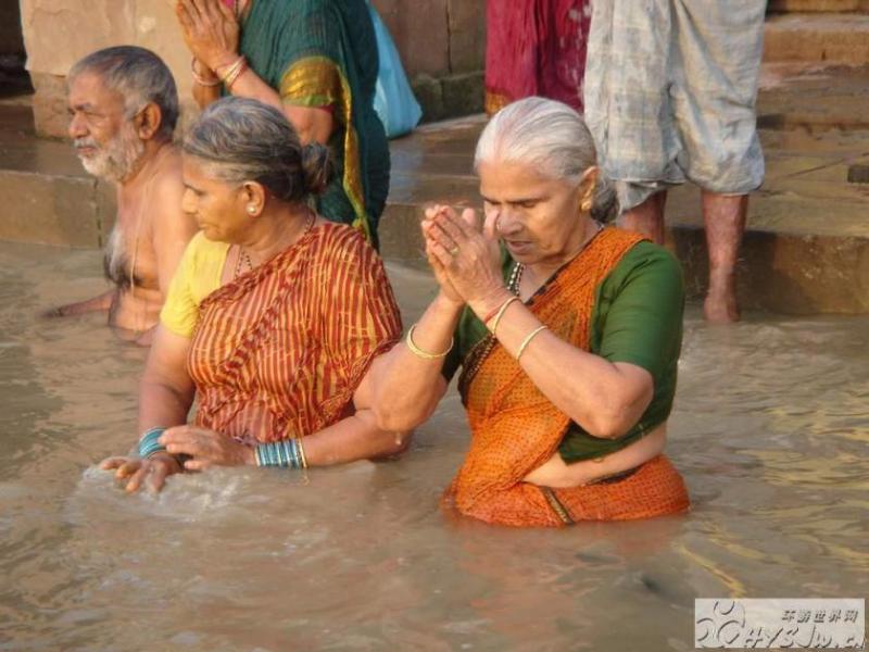 mornign on ganges banks