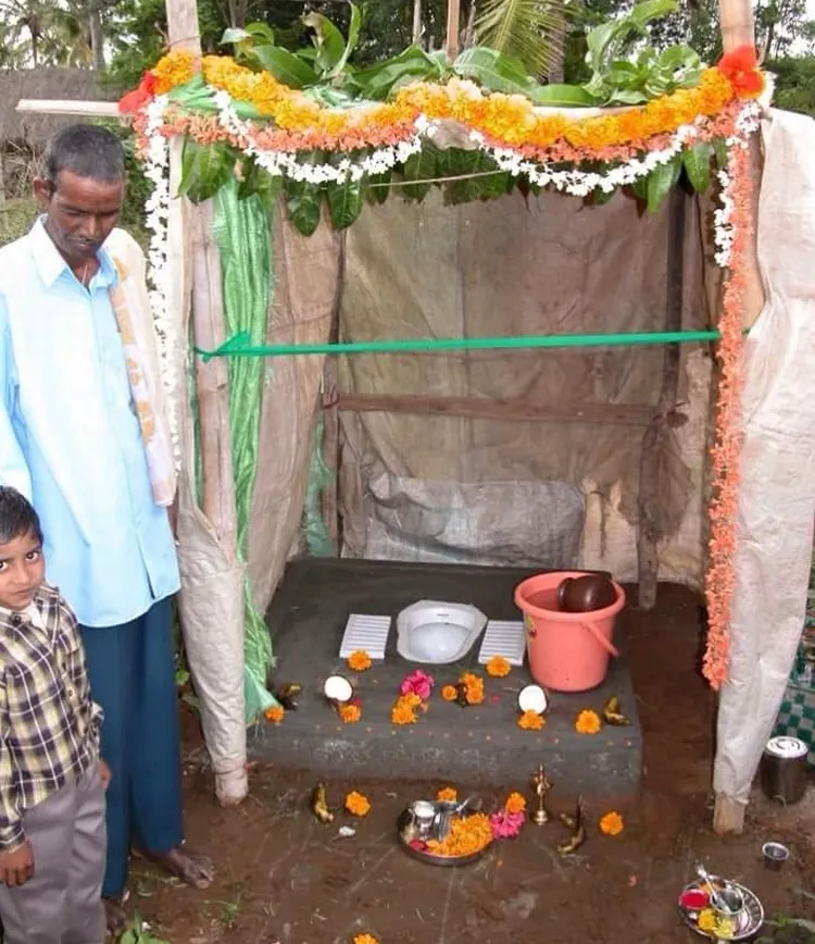 toilet worship