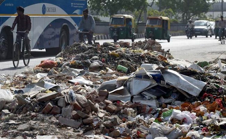 Delhi garbage pics