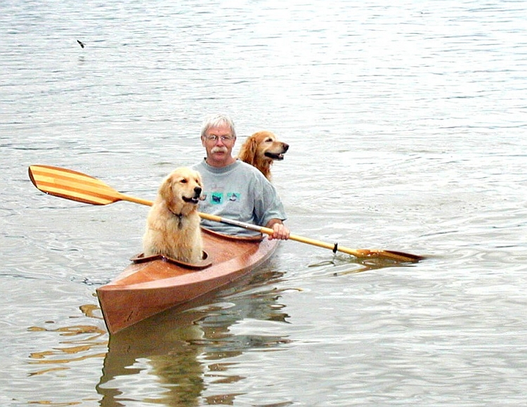 https://www.thedodo.com/man-builds-special-kayak-for-his-dogs-1435475908.html