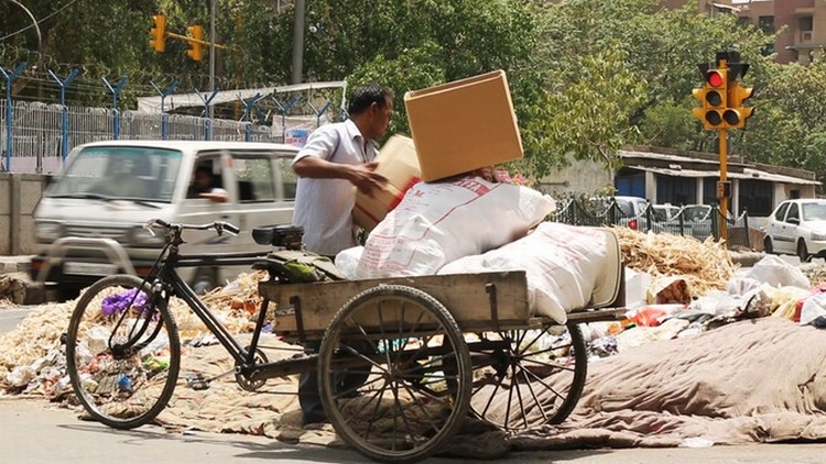 Garbage-Street-East-Delhi-6
