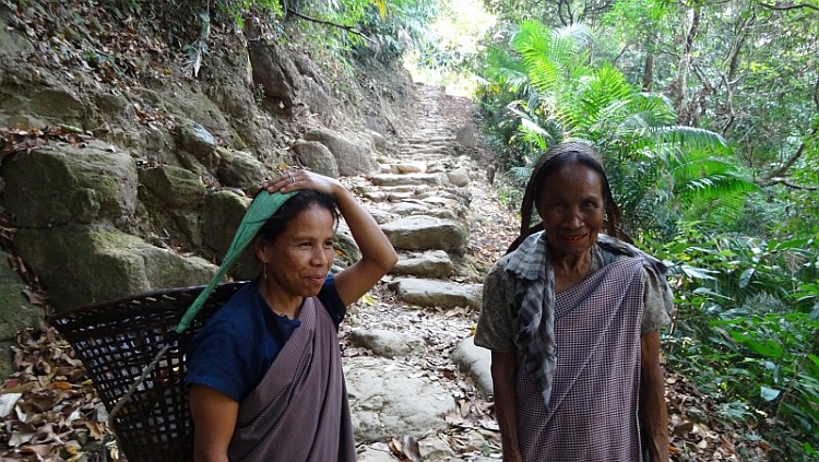 Cleanest and Greenest Village in Asia - Mawlynnong, India (In Pictures ...