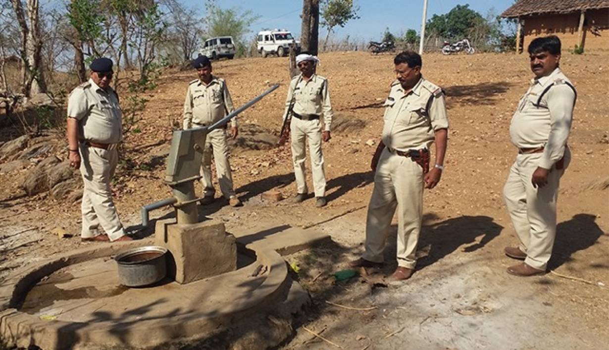 Cops on scene after a murder over water in Chhatarpur district, Bundelkhand