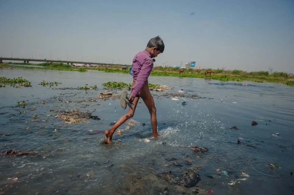 Everyday life Around Yamuna Bank In New Delhi, India