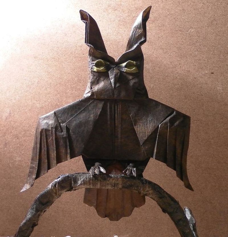 This selftaught origami artist creates awesome wildlife with paper