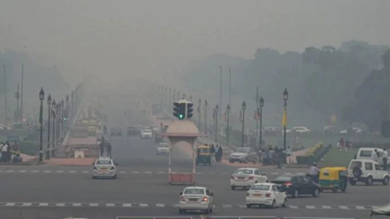 Poison in the Air: Depressing Story of Slow Death of Delhi Owing to Air Pollution