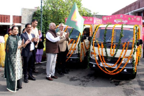 To Fight Malnutrition Chandigarh Launches “Poshan on Wheels” – Mobile Anganwadi Van Service to Feed Children of Labourers