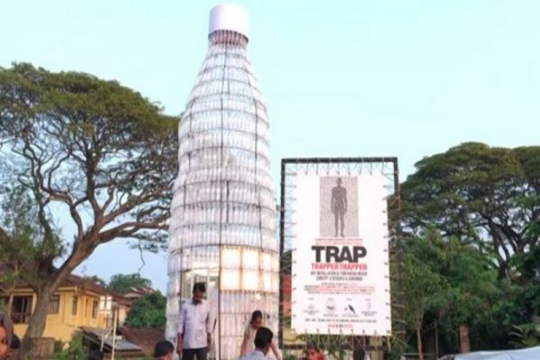 Artist Makes Trap Installation out of Plastic Bottles to Raise Awareness Against Plastic