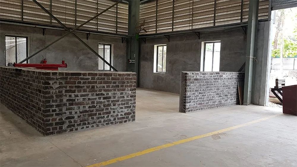 Sustainable Brick Silica Plastic Block is Made from Recycled Plastic and Sand