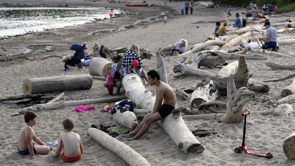 Siberian Heat Wave Triggers Wildfires and Ice Melts in the Arctic Region