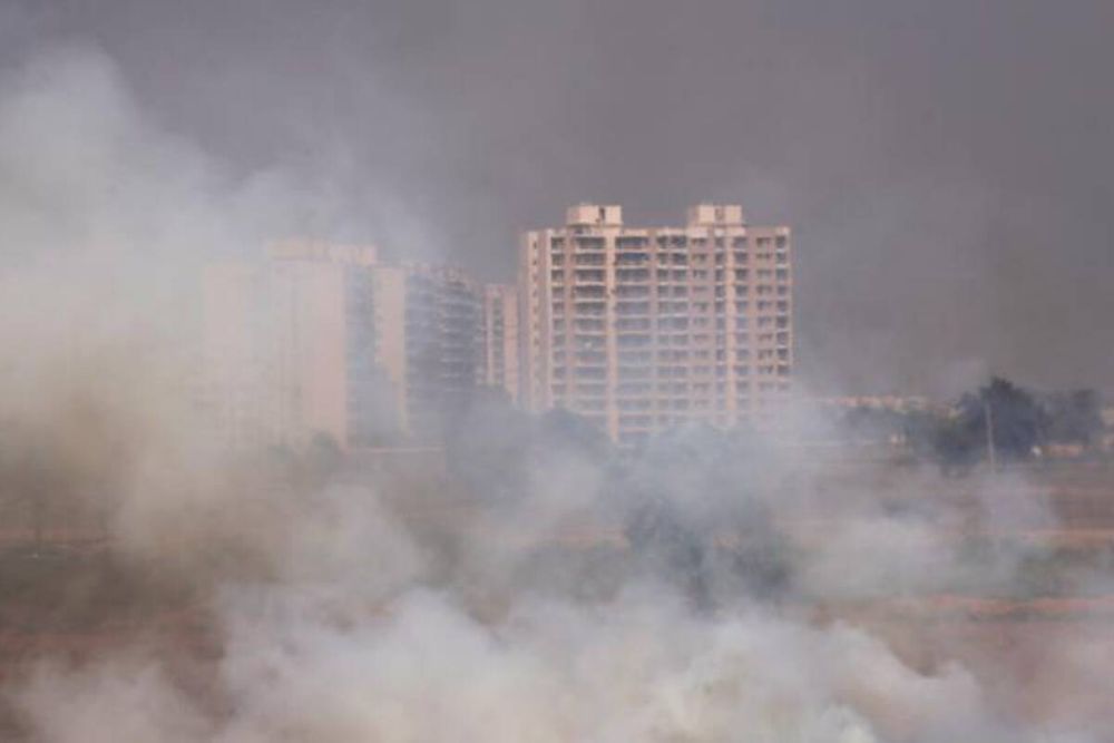 Air Quality in Delhi Plunges as Stubble Burning Season Begins