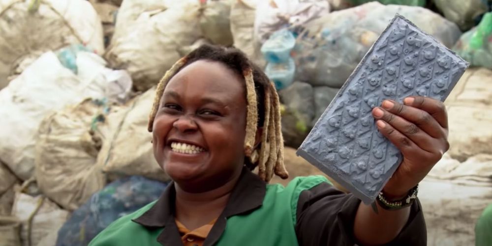 Kenyan Woman Recycles Plastic Waste into Bricks