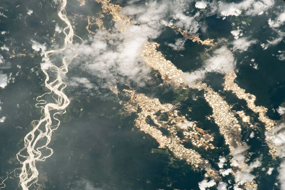NASA Astronauts Capture Photo of Gold Mining in Peruvian Amazon