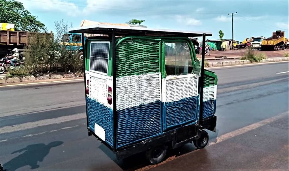 Student Builds Solar-Powered Car from Trash and Scraps in Sierra Leone