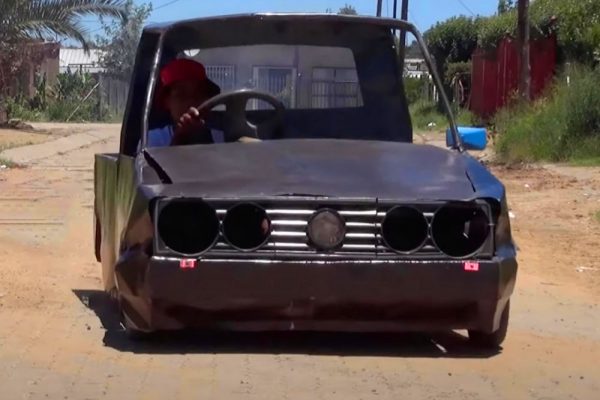 17-year-old South African Builds Car from Scrap Metal 