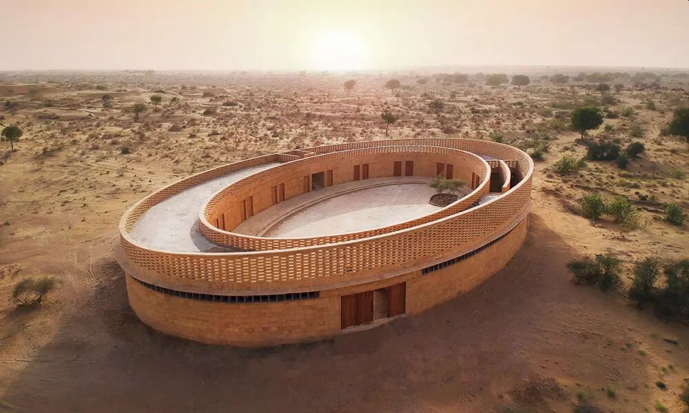 Sustainable Girl School Complex in Jaisalmer Desert to Empower Women