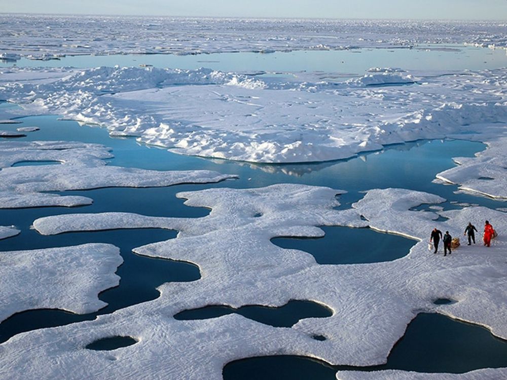 50 + Scary Images Depicting Effects of Global Warming on World's Ice Masses