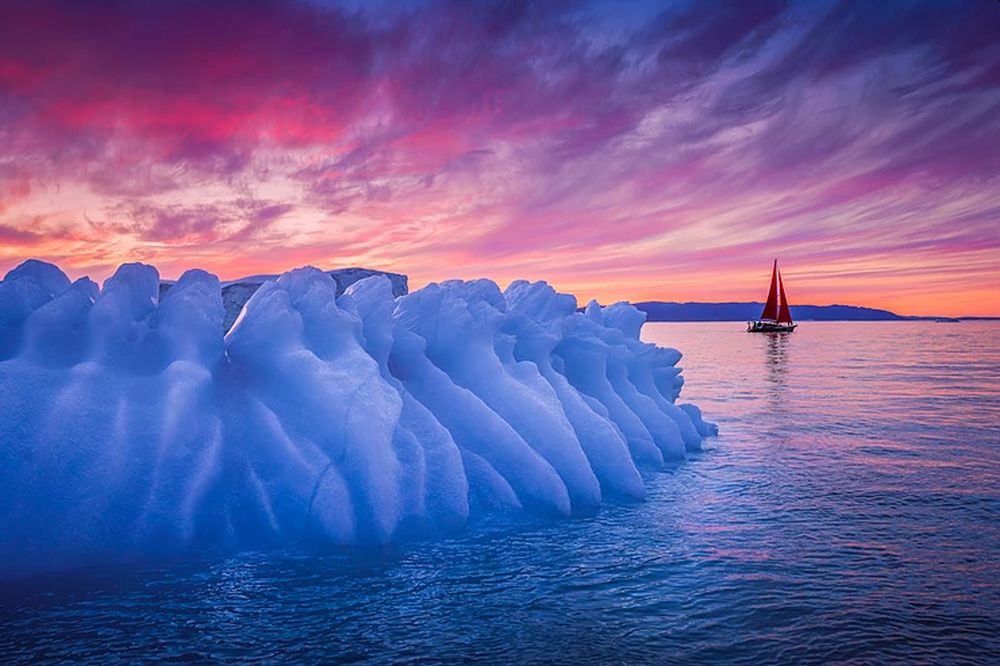 50 + Alarming Images of Melting Ice Masses amid Global Warming