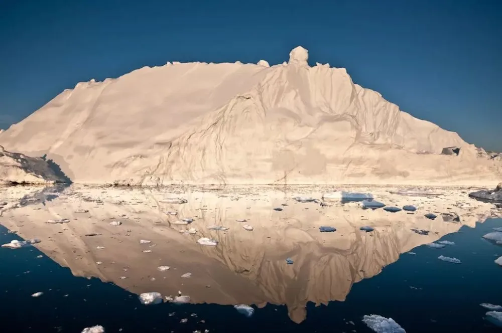 50 + Scary Images Depicting Effects of Global Warming on World's Ice Masses