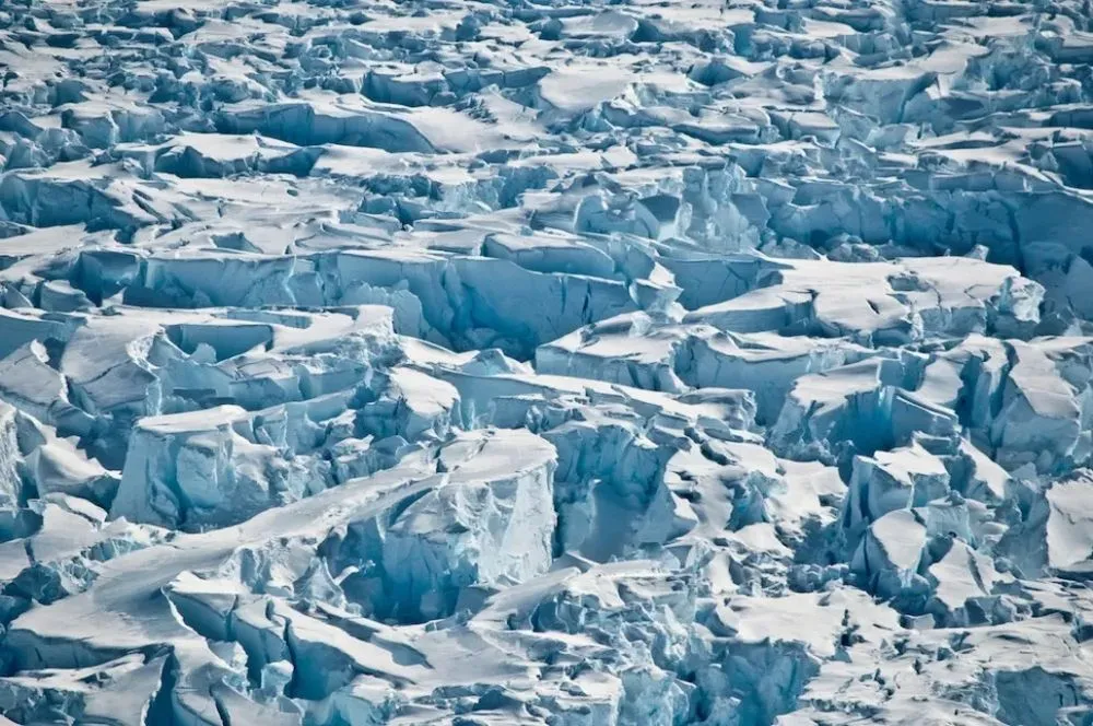 Retreating Ice Shelf of Pine Island Glacier could Collapse within a Decade