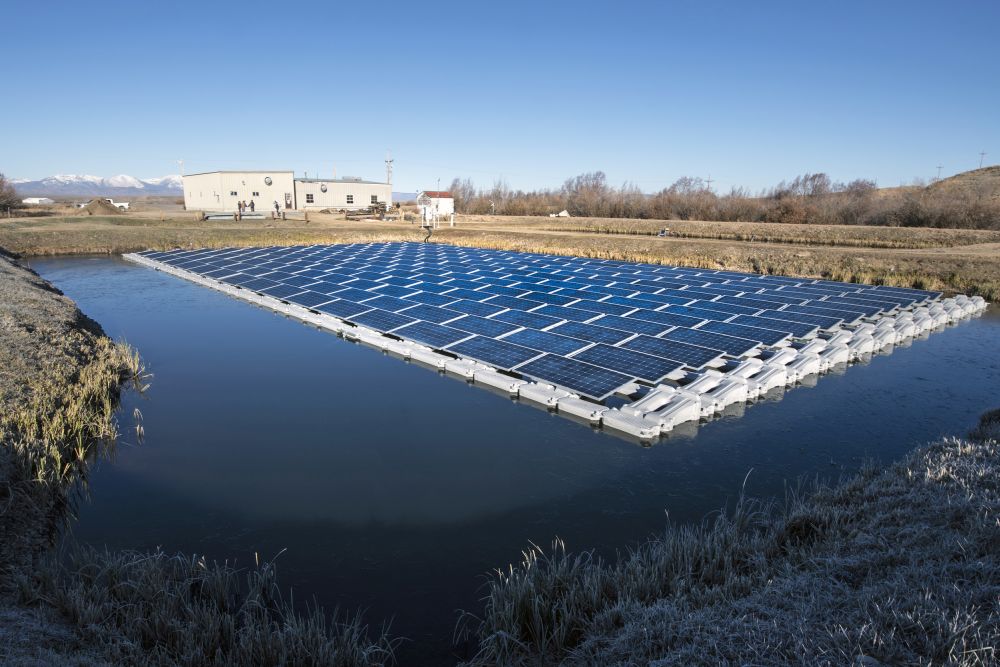 floating-solar-farms-Global-warming.jpg