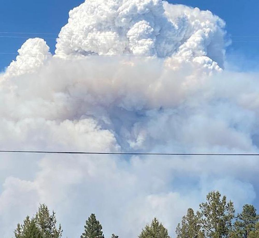 Bootleg Fire in Oregon Burns 340,000 Acres and Prompts Evacuation