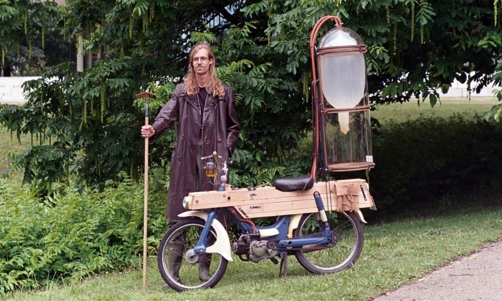 Dutch Student Modifies his Motorcycle to Run on Swamp Gas