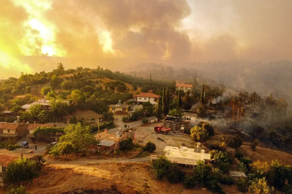 Wildfires Ravage Southern Europe, People Evacuate as Death Toll Rises