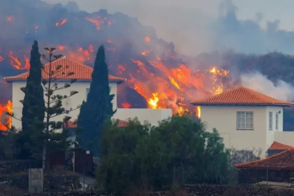 River of Lava from Volcanic Eruption Destroys Homes on La Palma Island