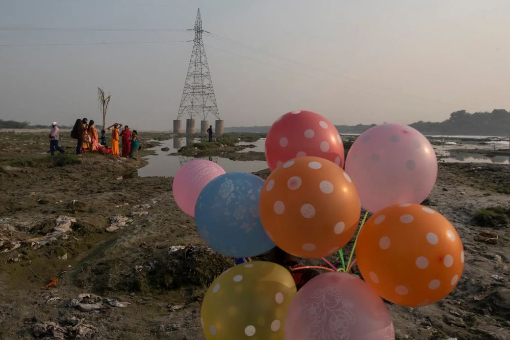 Pictures Explaining Reasons Behind Yamuna’s Foam-Filled Plight 