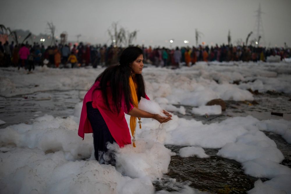 Pictures Explaining Reasons Behind Yamuna’s Foam-Filled Plight