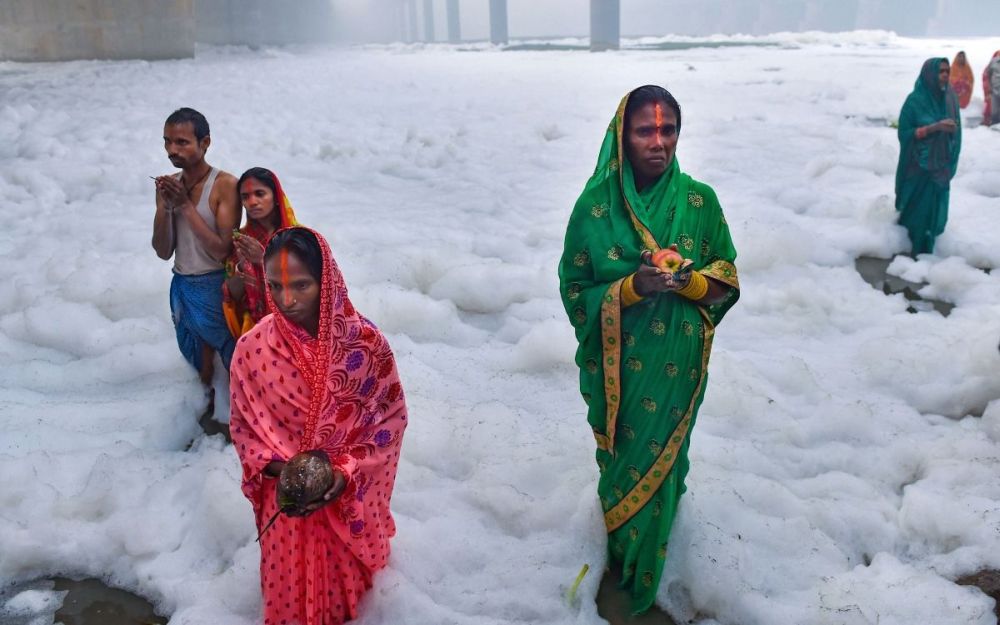 Pictures Explaining Reasons Behind Yamuna’s Foam-Filled Plight