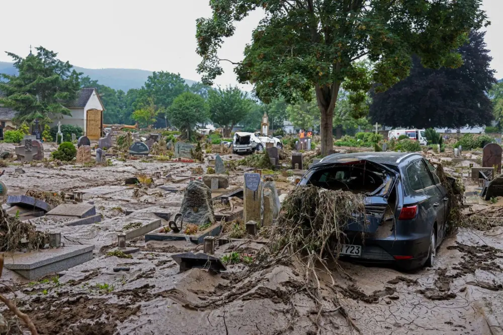 Heartbreaking Pictures of Devastating Climate Disasters of 2021