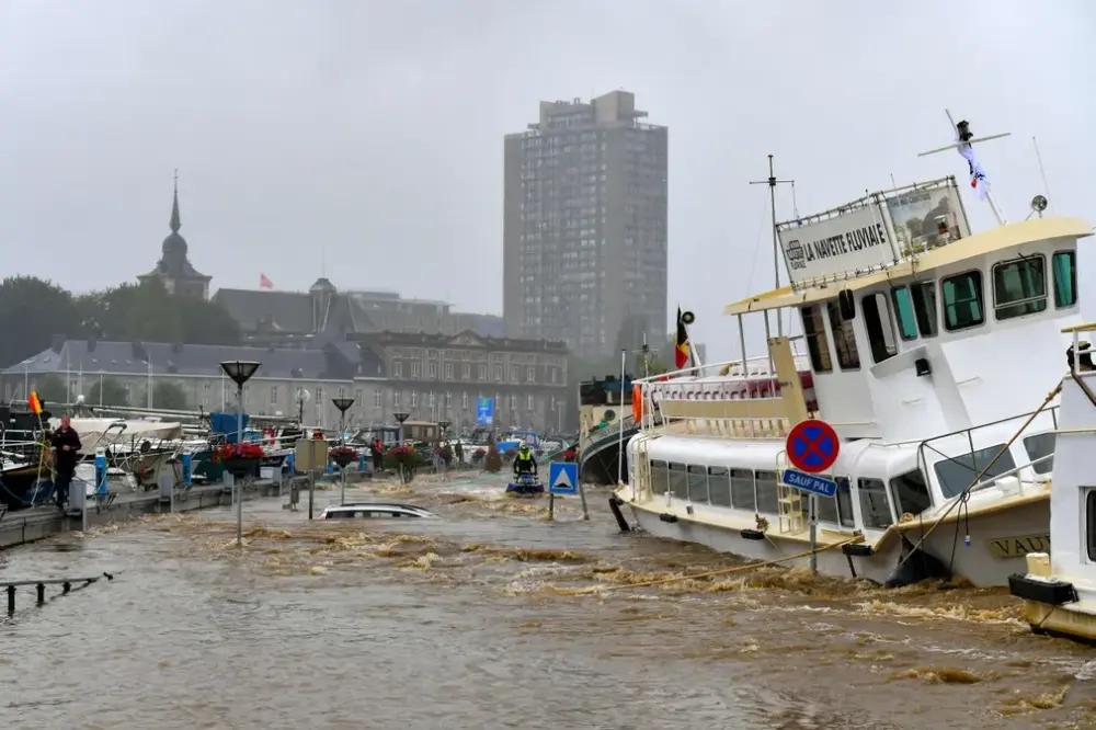 Heartbreaking Pictures of Devastating Climate Disasters of 2021