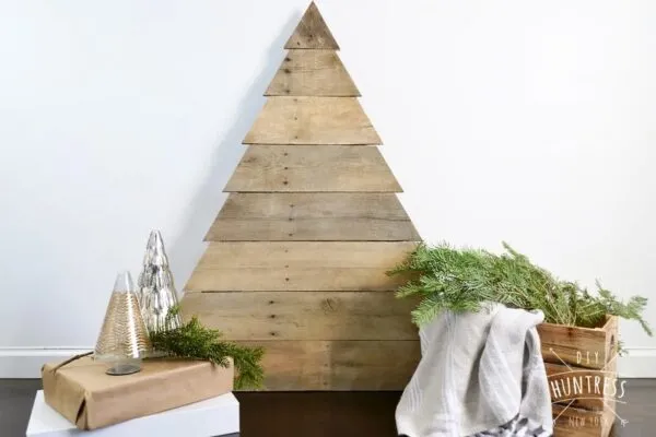 DIY Eco-Friendly Christmas Trees