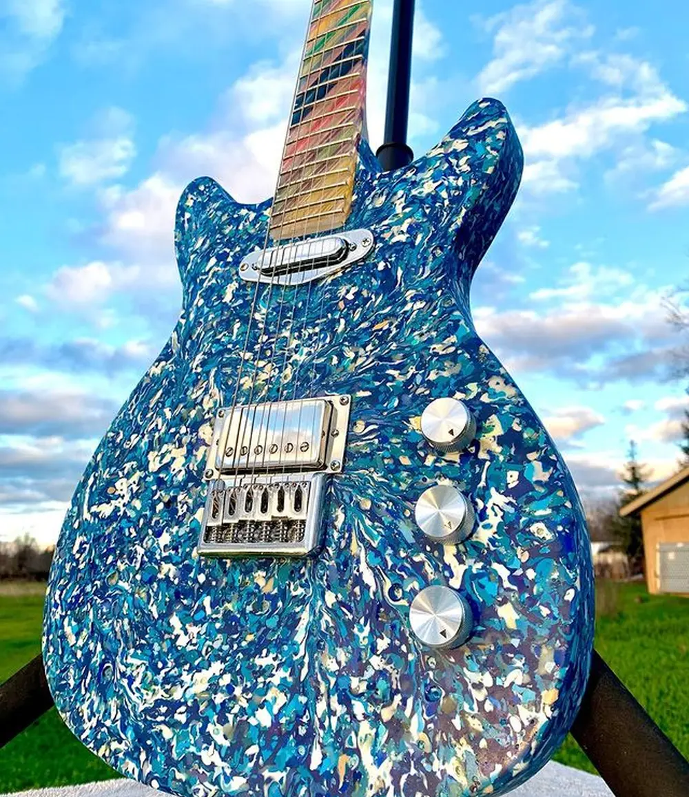 Artist Creates Functional Electric Guitar from Reclaimed Ocean Plastic