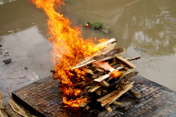 NGT Urges States & UTs to Opt Eco-Friendly Modes of Cremation
