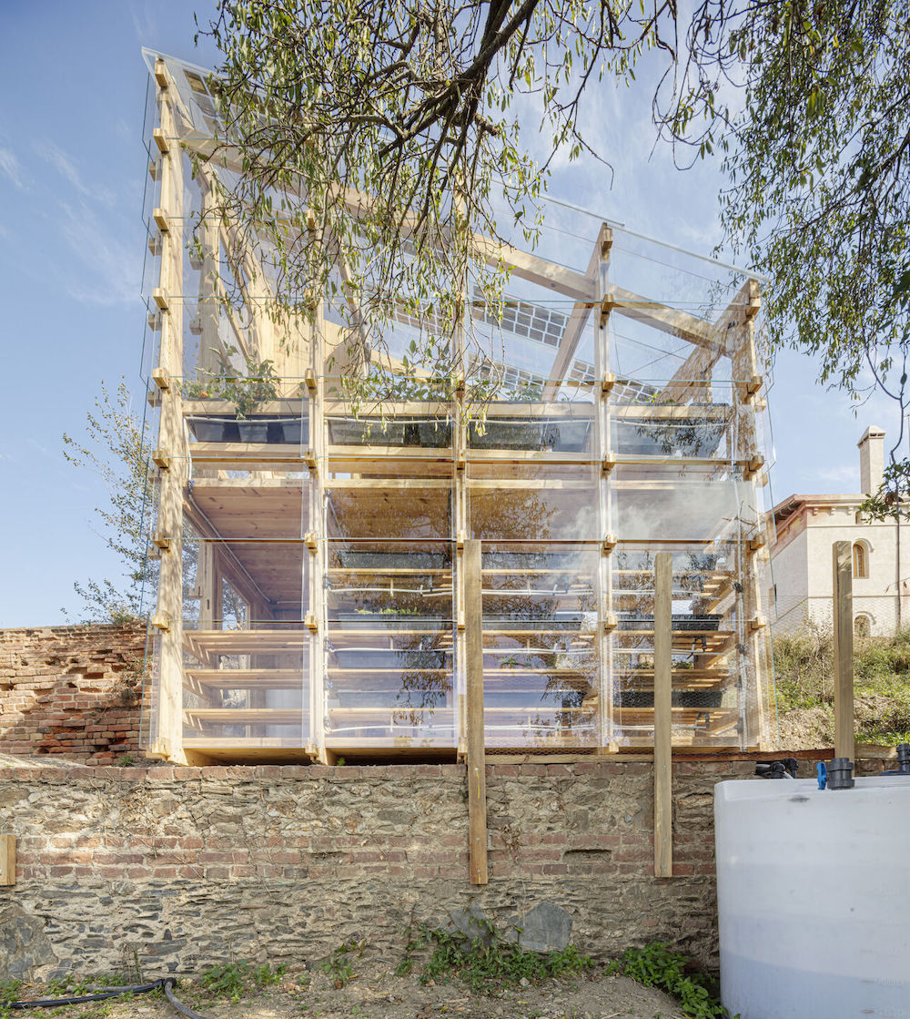 Solar Greenhouse - Self-sufficient Food Cultivation System by IAAC