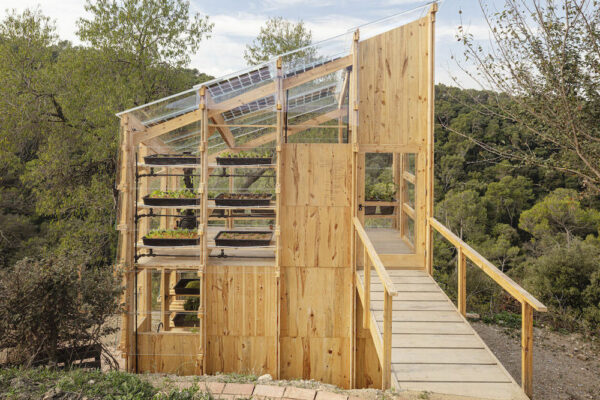 Solar Greenhouse - Self-sufficient Food Cultivation System by IAAC