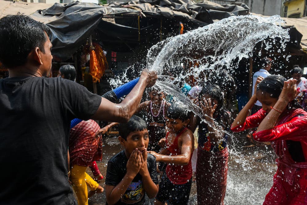 Deadly Heatwave Still on Rise in India and Pakistan