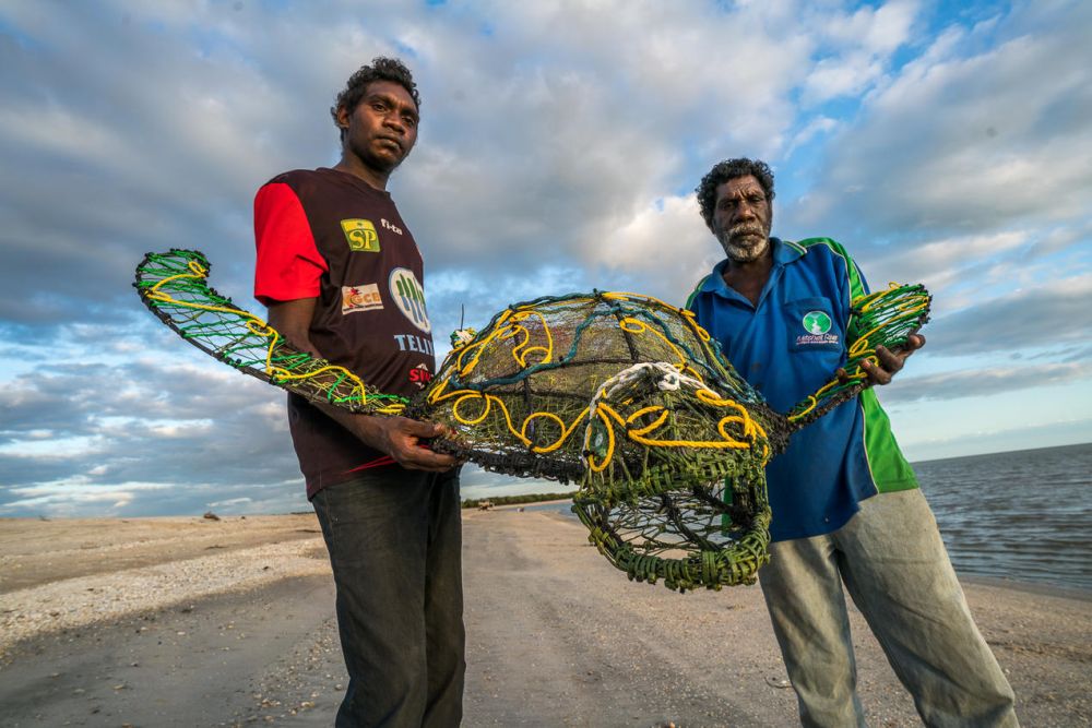 Australia’s Aboriginal Tribe is Recycling Discarded Fishing Nets Into Artworks