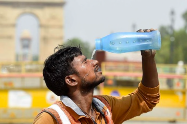 Delhi Temperature Soars Brutal 49°C, People Flock to Hill Stations